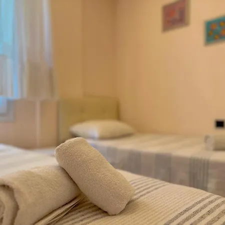 Apartmán Evalacati - Stylish Flat Yellow *