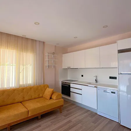 Evalacati - Stylish Flat Yellow Apartmán Çeşme